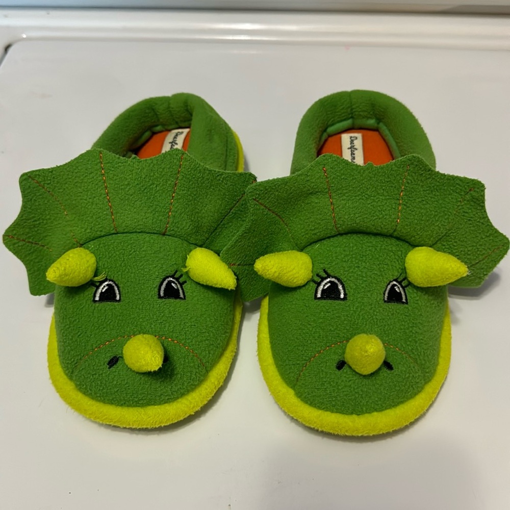 Dearfoams Boys Dinosaur Slippers